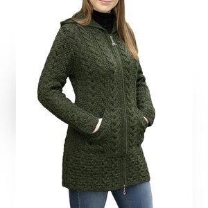 Aran.Crafts Irish Cable Knitted Merino Wool Hooded Sweater Size M Army Green EUC